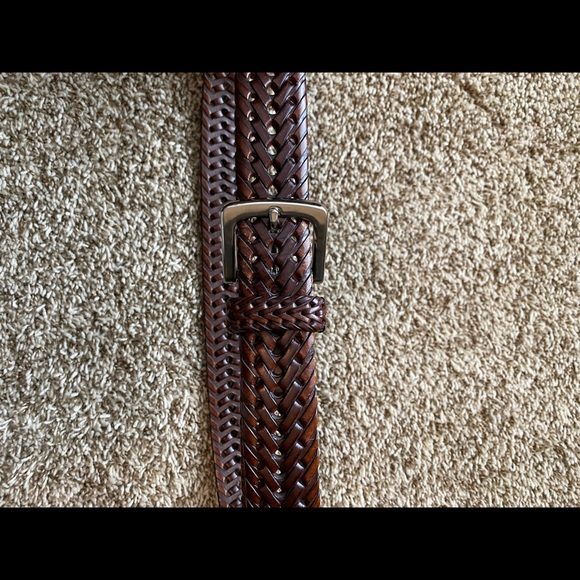 MENS brown braided belt. Size 40 - Picture 4 of 4